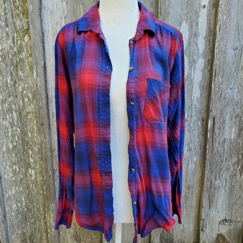 (SOLD) AEO Vintage Boyfriend Red and Blue Plaid B… - Picture 3 of 8